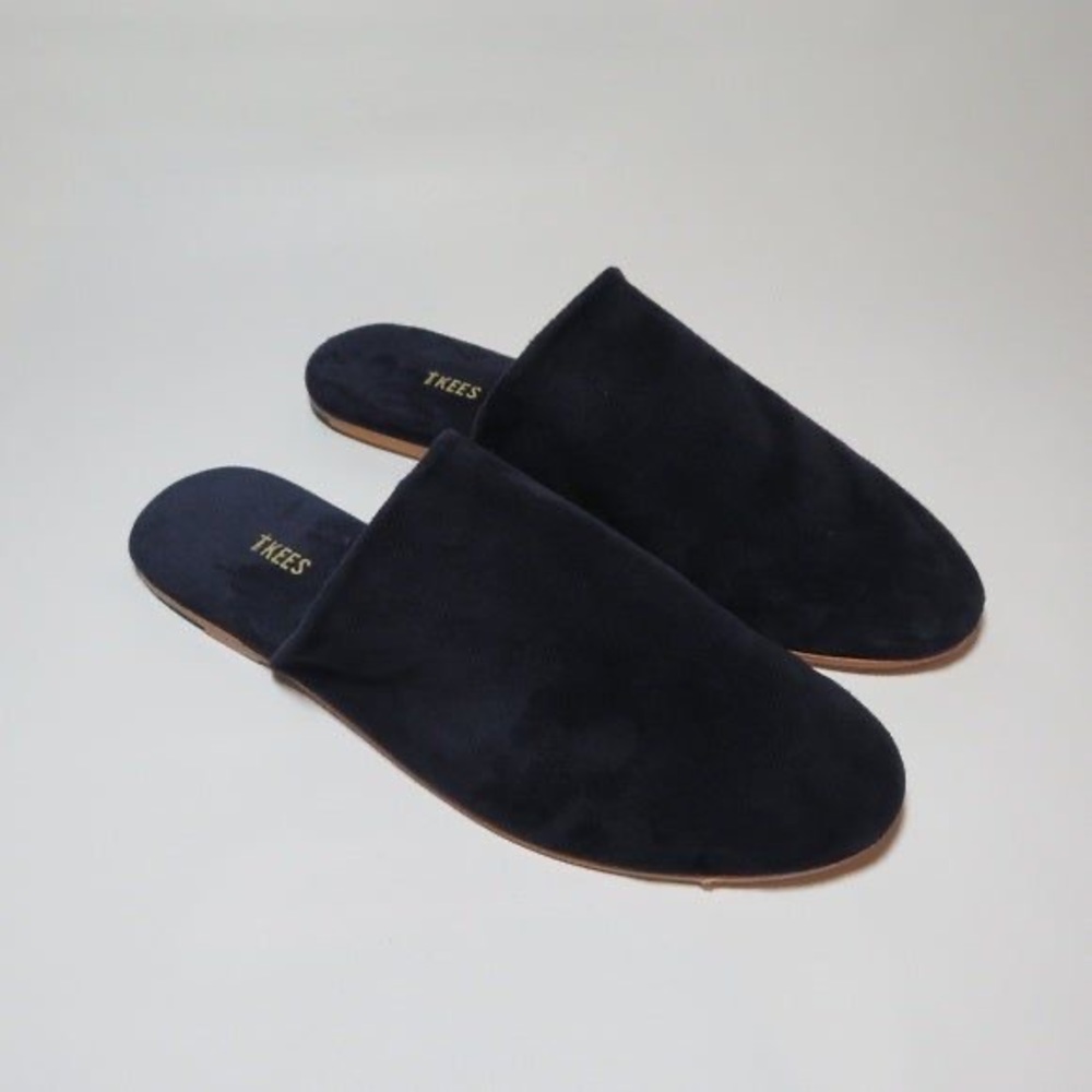 Tkees Ines | Black Suede Slides